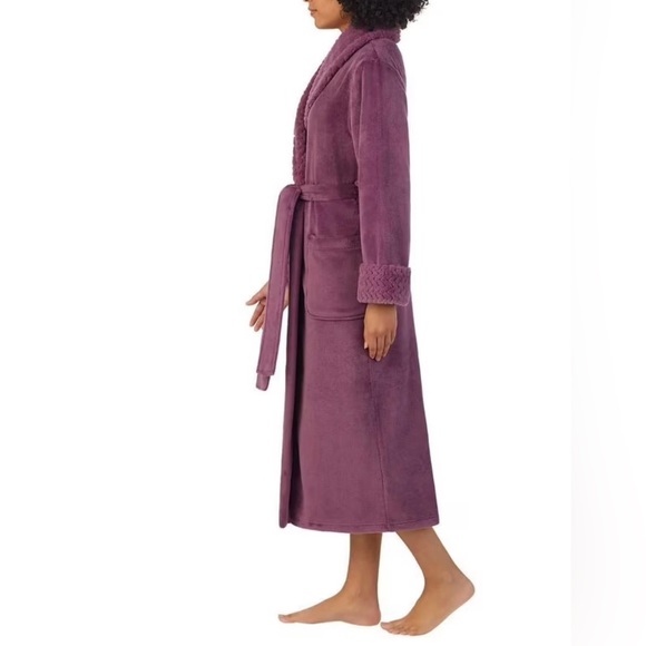 Carole Hochman ladies long plush wrap robe - Picture 3 of 6